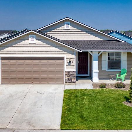 Family Friendly Playroom Garage Caldwell Exterior foto