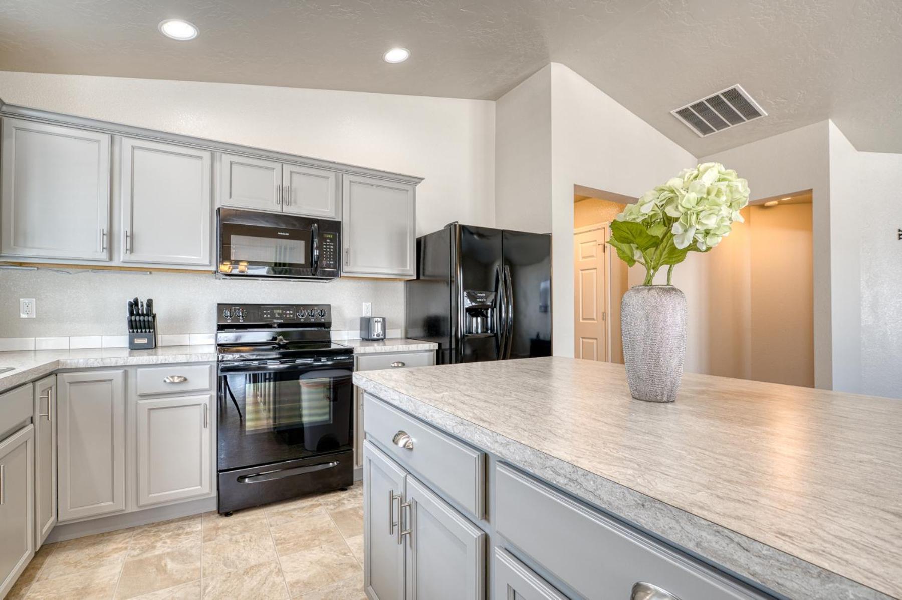 Family Friendly Playroom Garage Caldwell Exterior foto